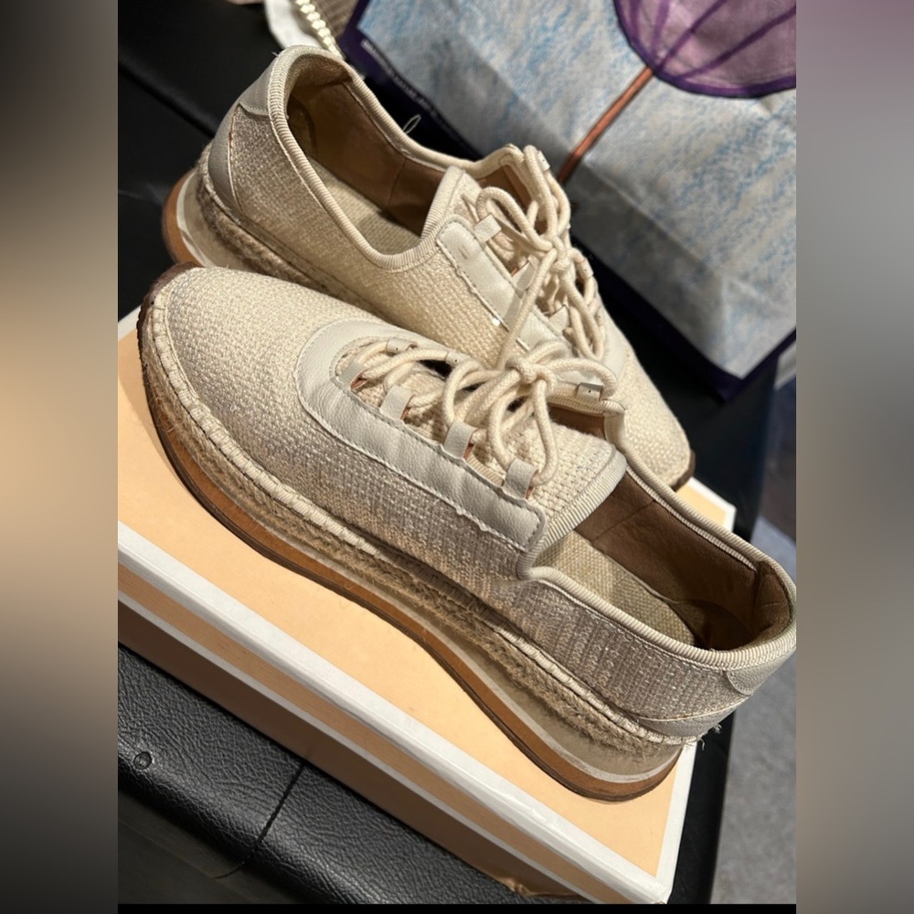 COPY - Clee shoes size 8